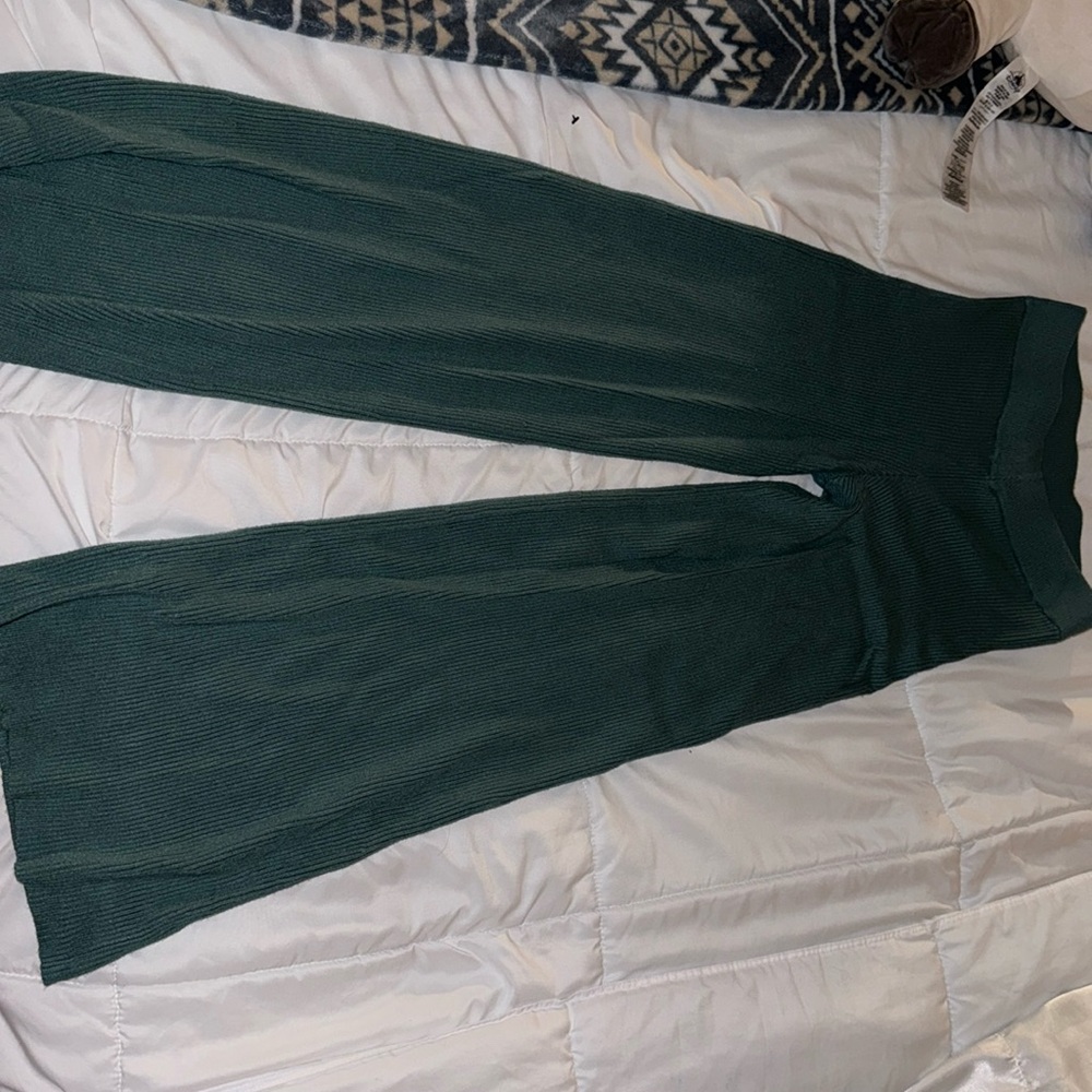 Yoga pants from Abercrombie & Fitch